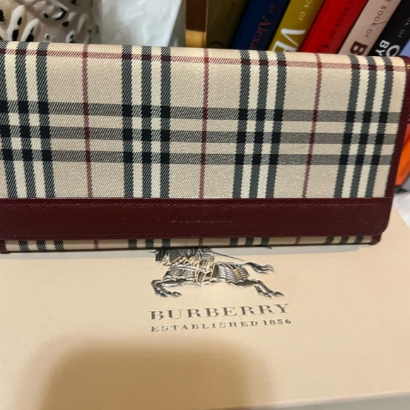 Burberry Plaid Wallet with Red Trim - Picture 2 of 5